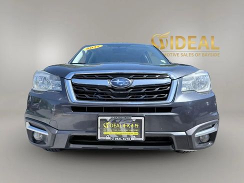 Used 2017 Subaru Forester 2.5i Limited AWD/4WD image 2