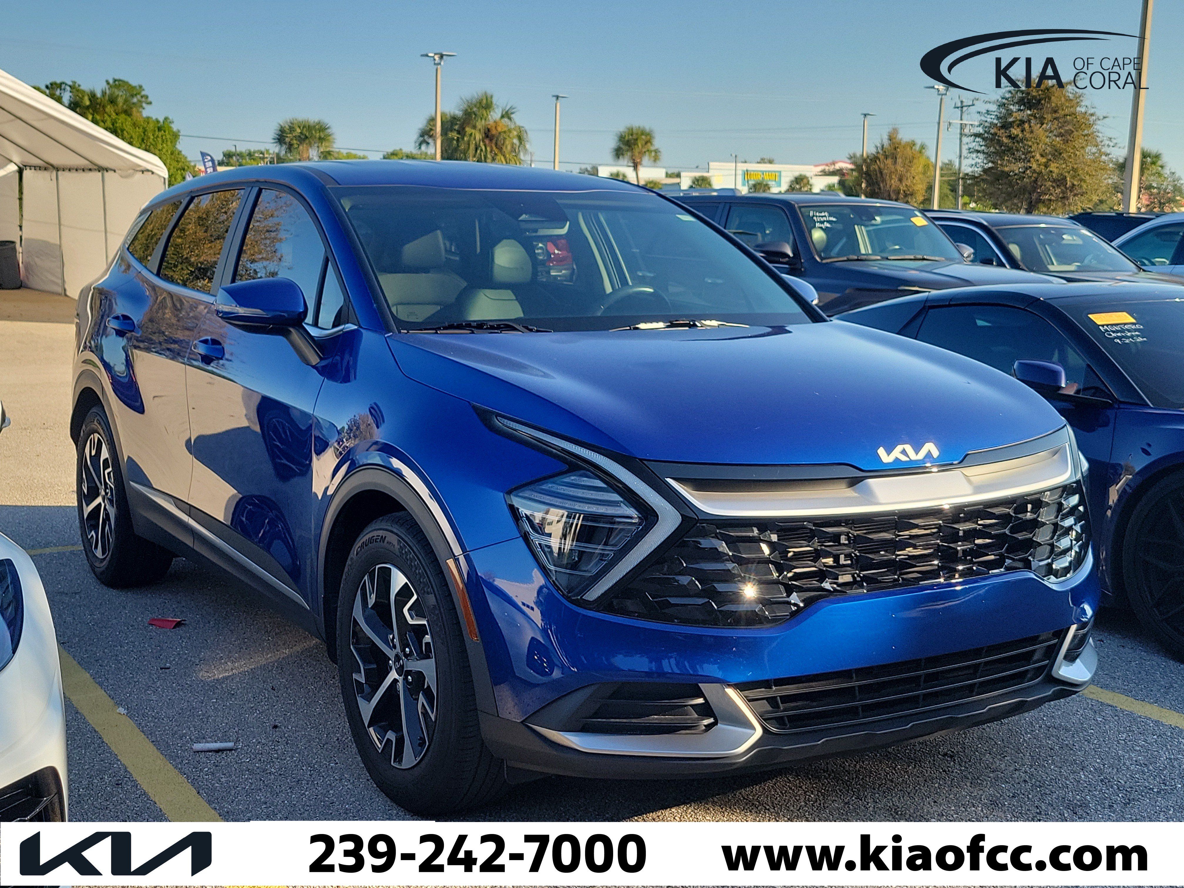Used 2024 Kia Sportage EX FWD image 1