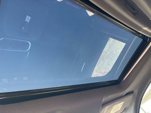 Used 2021 GMC Sierra 1500 AT4 w/ Technology Package image 64