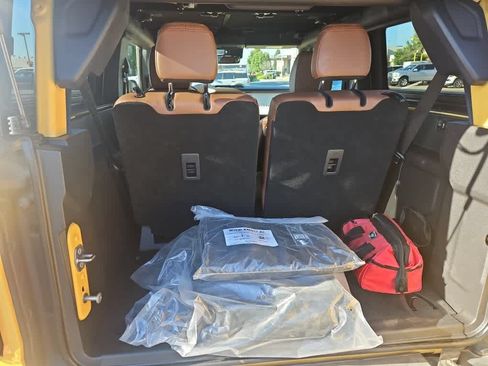 Used 2024 Ford Bronco Heritage Edition AWD/4WD image 9