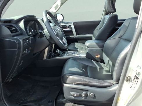 Used 2022 Toyota 4Runner Limited AWD/4WD image 20