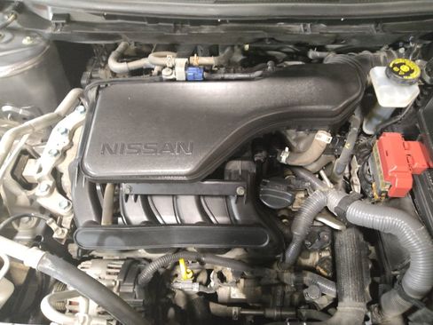 Used 2020 Nissan Rogue Sport S FWD image 30