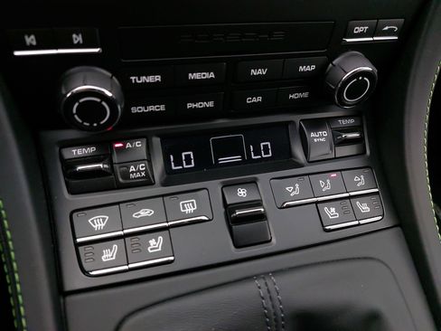 Certified 2024 Porsche 718 Cayman RWD image 19