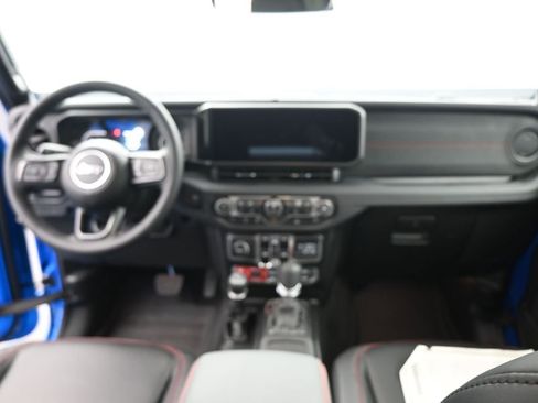 New 2026 Jeep Wrangler Unlimited Rubicon image 25