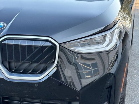 Used 2025 BMW X3 xDrive30i w/ Premium Package image 11