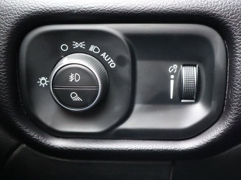 Used 2021 RAM 3500 Big Horn w/ Level 1 Equipment Group image 28