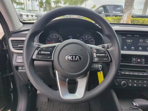 Used 2020 Kia Optima LX FWD image 30