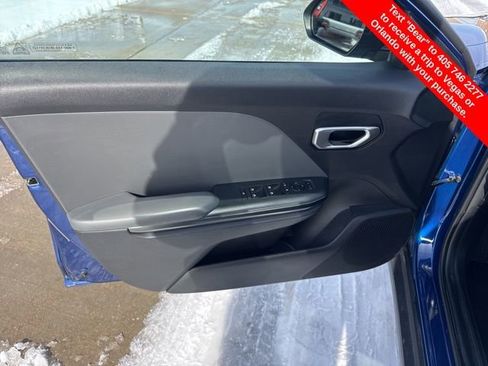 Used 2025 Kia K4 LXS image 14