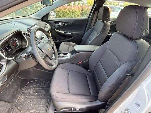 New 2025 Chevrolet Malibu LS w/ Driver Confidence Package FWD image 19