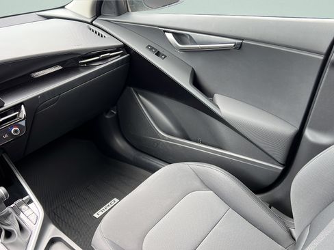 New 2026 Kia Niro LX FWD image 13