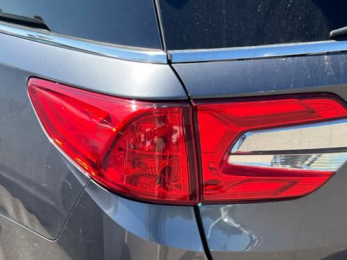 Used 2018 Honda Odyssey EX-L image 20