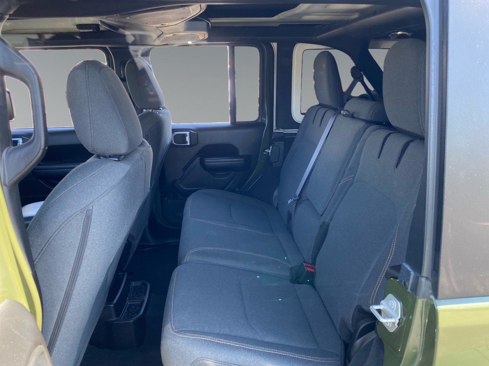 Used 2024 Jeep Wrangler Unlimited AWD/4WD image 13