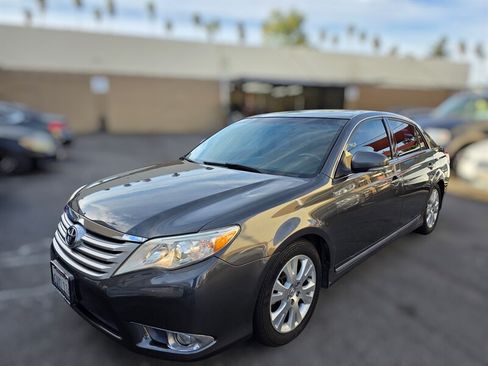 Used 2012 Toyota Avalon FWD image 8