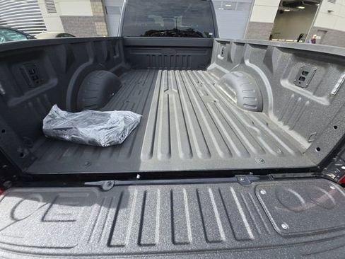 Used 2025 Ford F350 Lariat w/ Black Appearance Package AWD/4WD image 16