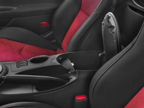 Used 2016 Nissan 370Z NISMO image 52