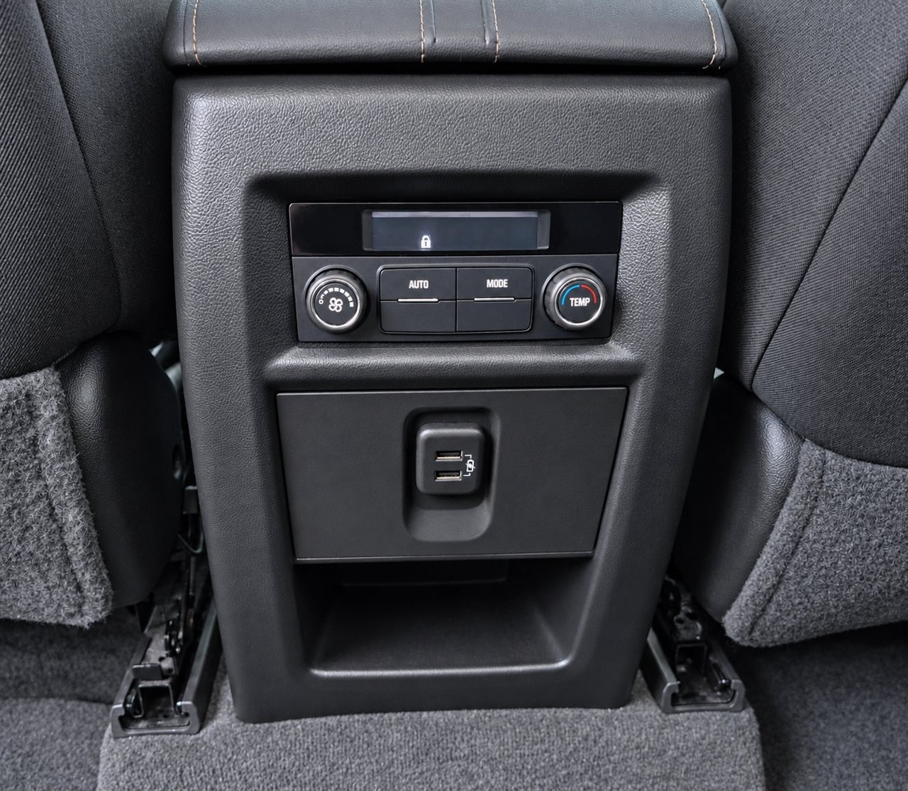 Certified 2021 Chevrolet Traverse LT FWD image 26