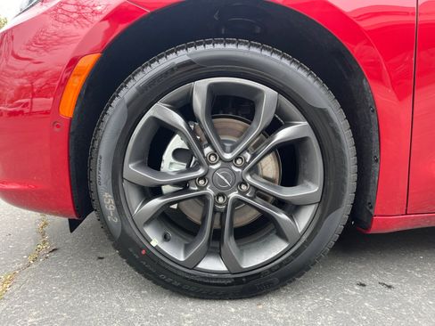 New 2026 Chrysler Pacifica Select image 10