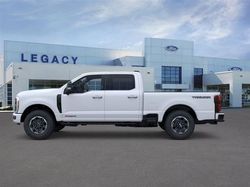 New 2026 Ford F250 Platinum w/ Tremor Off-Road Package AWD/4WD image 3