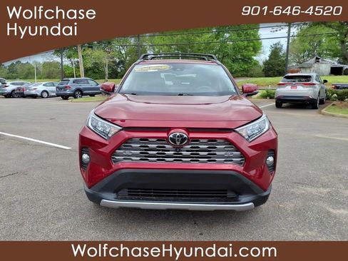 Used 2020 Toyota RAV4 Limited image 8