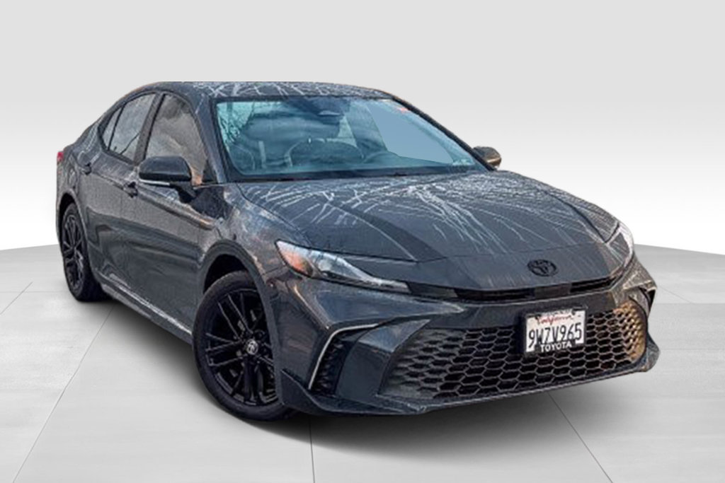 Used 2026 Toyota Camry SE w/ Convenience Package AWD/4WD image 2