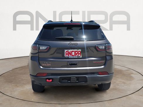Used 2022 Jeep Compass Trailhawk w/ Trailhawk Elite Group AWD/4WD image 9