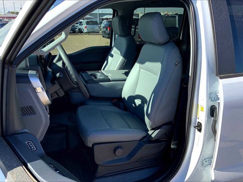 New 2026 Ford F250 XL w/ XL Chrome Package image 9