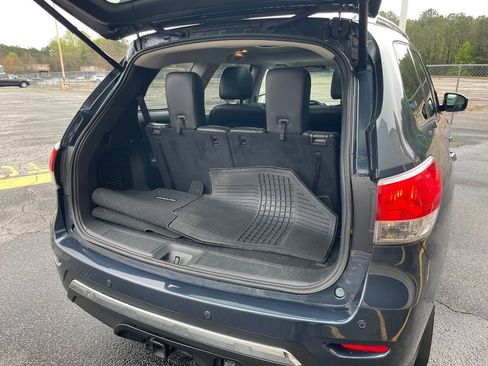 Used 2015 Nissan Pathfinder Platinum image 17