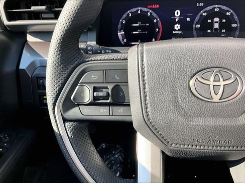 Used 2026 Toyota Tacoma TRD Sport AWD/4WD image 18