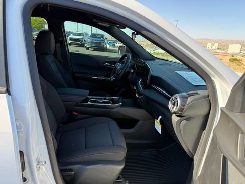 New 2026 Chevrolet Equinox LT image 13