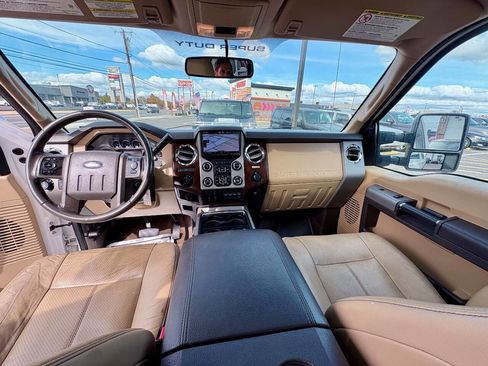 Used 2013 Ford F250 Lariat w/ Lariat Ultimate Pkg image 22