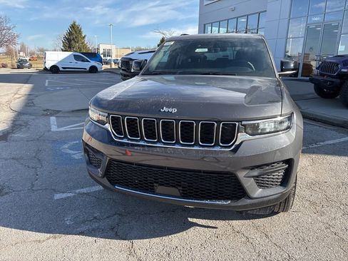 New 2026 Jeep Grand Cherokee Laredo X AWD/4WD image 10