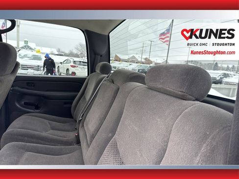 Used 2005 Chevrolet Silverado 2500 LS image 35