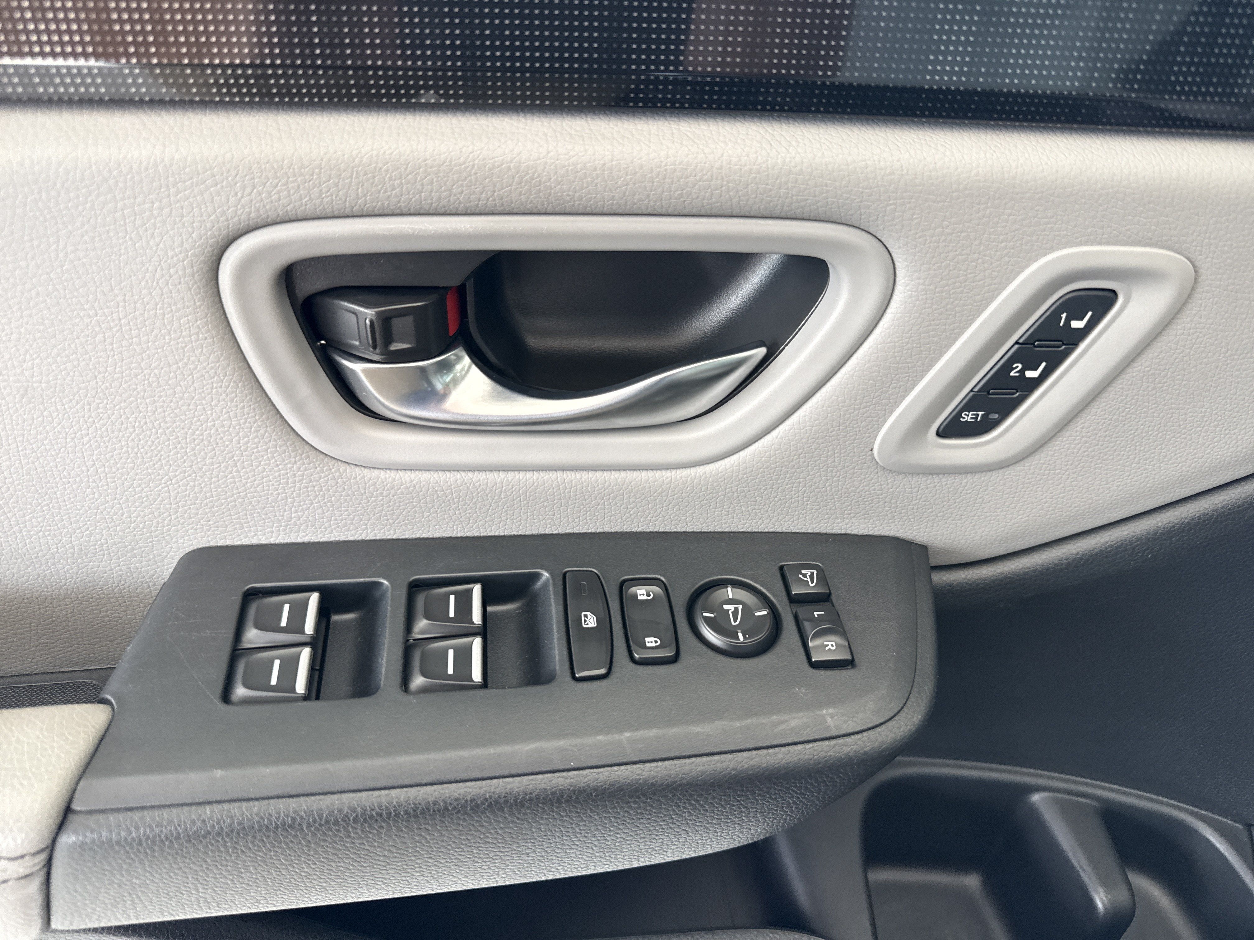Used 2023 Honda Pilot Elite image 18
