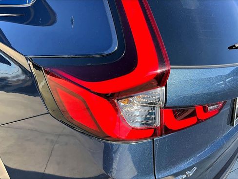 Used 2024 Honda CR-V EX image 29