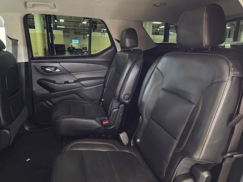 Used 2020 Chevrolet Traverse RS w/ LPO, Cargo Package FWD image 13