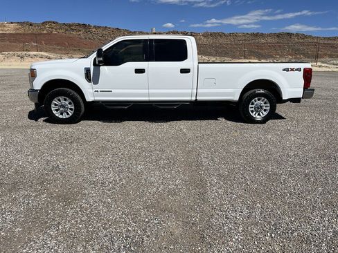 Used 2021 Ford F250 XLT w/ XLT Value Package AWD/4WD image 5