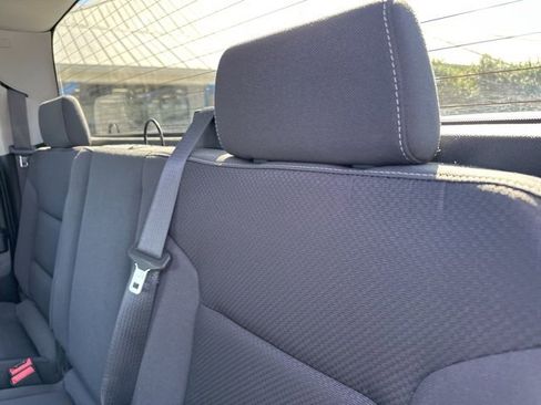 Used 2018 Chevrolet Silverado 1500 LT w/ All Star Edition image 29