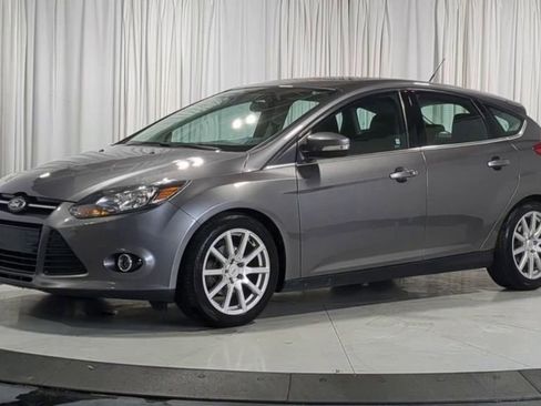 Used 2014 Ford Focus Titanium FWD image 5