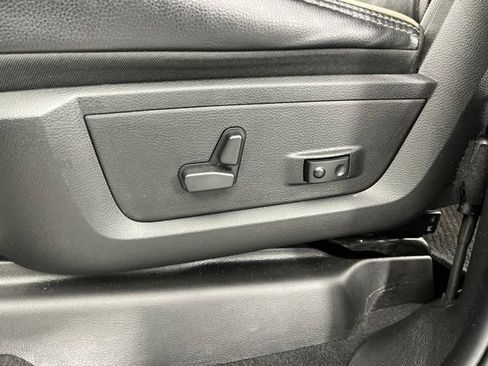Used 2024 RAM 2500 Laramie w/ Safety Group AWD/4WD image 35