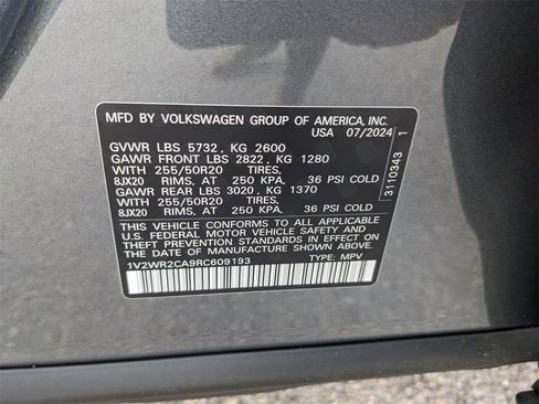 Certified 2024 Volkswagen Atlas SE image 37