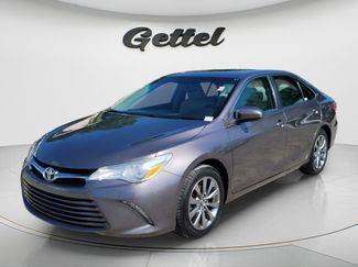 Used 2016 Toyota Camry XLE w/ Moonroof Package FWD video 1