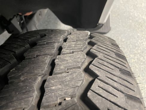 Used 2025 Ford F250 Platinum image 38