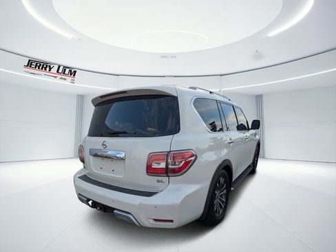 Used 2018 Nissan Armada SL w/ Moonroof Package image 3