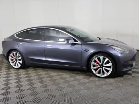 Used 2019 Tesla Model 3 Performance AWD/4WD image 18