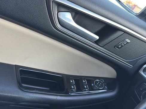 Used 2016 Ford Edge SEL w/ Canadian Touring Package image 22