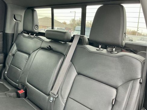 Used 2021 GMC Sierra 1500 SLT image 31