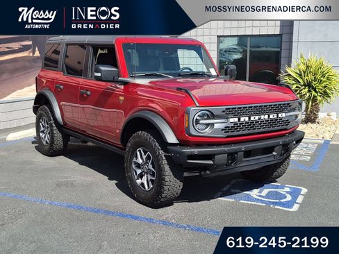 Used 2024 Ford Bronco Badlands AWD/4WD image 2