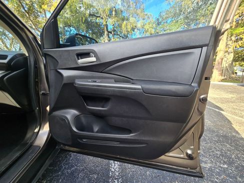 Used 2012 Honda CR-V LX image 22