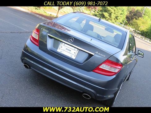 Used 2011 Mercedes-Benz C 300 4MATIC Sedan image 18