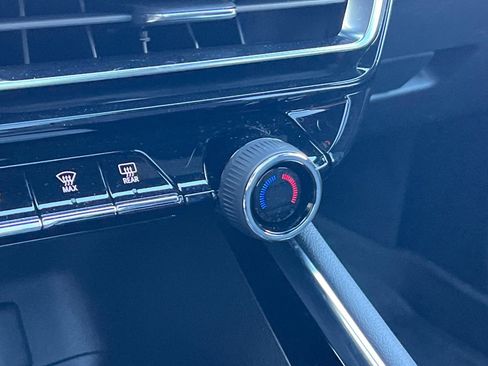 Certified 2025 Chevrolet Traverse High Country w/ LPO, Floor Liner Package image 28